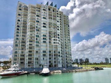 En Venta Departamento en Puerto Cancun