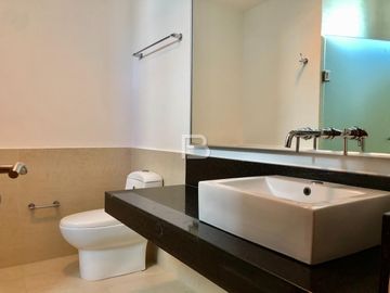 En Venta Departamento en Puerto Cancun