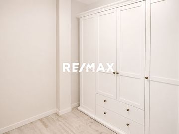 VENTA PISO 4 AMBIENTES AMOBLADO, LAS CAÑITAS