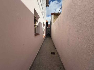 Venta Casa 5 ambientes en Vicente Lopez cochera