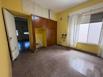 Venta Casa 5 ambientes en Vicente Lopez cochera