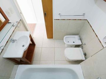 VENTA 2 AMBIENTES CON BALCON TERRAZA EN FLORESTA