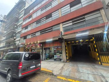 Venta cochera en Belgrano fija y cubierta