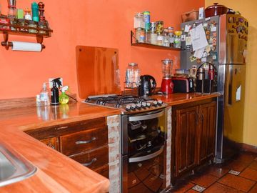 VENTA PH 4 AMB CON PATIO/ SIN EXPENSAS!