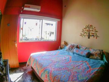 VENTA PH 4 AMB CON PATIO/ SIN EXPENSAS!