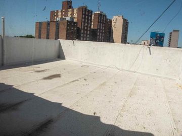Avellaneda - Edificio/Centro médico ambulatorio