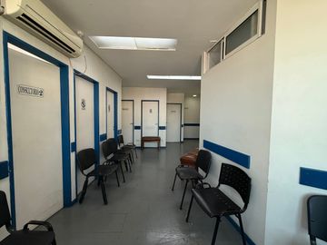 Avellaneda - Edificio/Centro médico ambulatorio