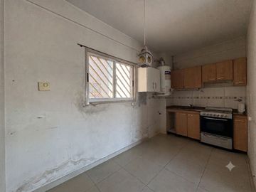 DEPARTAMENTO 3 AMBIENTES VENTA BALCON MONTE CASTRO