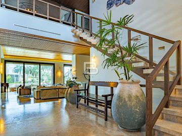 EXCLUSIVA RESIDENCIA EN VENTA EN CANALES PUERTO CANCUN