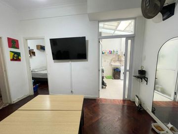 VENTA PH 2 AMBIENTES CON PATIO EN PB APTO CREDITO