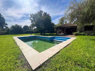 CASA QUINTA 5 AMBIENTES CON PILETA EL REMANSO