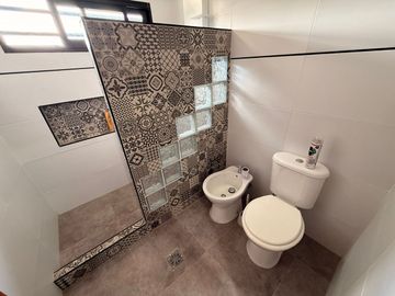 CASA 5 AMBIENTES PILETA COCHERA GENERAL RODRÍGUEZ