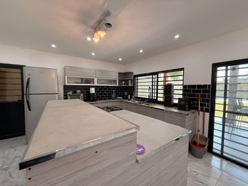 CASA 5 AMBIENTES PILETA COCHERA GENERAL RODRÍGUEZ