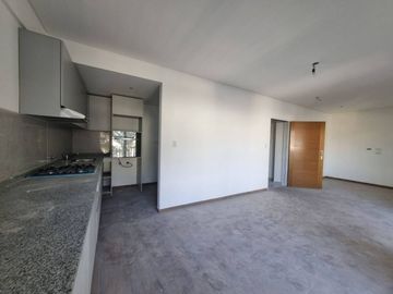 VENTA 3 AMBIENTES BALCON MATADEROS