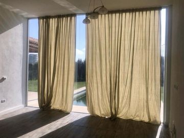 VENTA CASA 5 AMBIENTES PUERTOS DEL LAGO