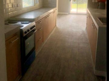 VENTA CASA 5 AMBIENTES PUERTOS DEL LAGO