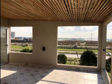 VENTA CASA 5 AMBIENTES PUERTOS DEL LAGO