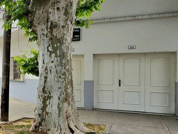 CASA VENTA 3 AMBIENTES MAS DEPENDECIA COCHERA
