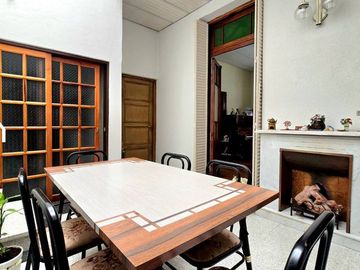 CASA VENTA 3 AMBIENTES MAS DEPENDECIA COCHERA