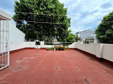 CASA VENTA 3 AMBIENTES MAS DEPENDECIA COCHERA