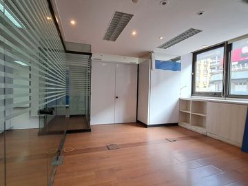 OFICINA 141 METROS FRENTE A NUEVO
