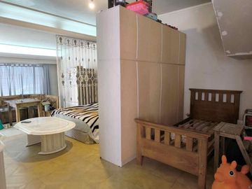 VENTA CASA 4 AMBIENTES MULTIFAMILIAR COCHERA