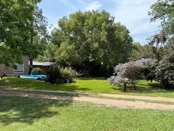 CASA QUINTA 4 AMBIENTES PILETA PATIO COCHERA