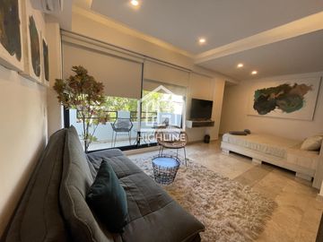 EN VENTA DEPARTAMENTO UBICADO EN PLAYA DEL CARMEN A 3 MINUTOS DEL MAR