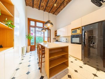 CASA EN PA EN VENTA 3DORMITORIOS TERRAZA EXCLUSIVA
