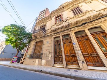CASA EN PA EN VENTA 3DORMITORIOS TERRAZA EXCLUSIVA