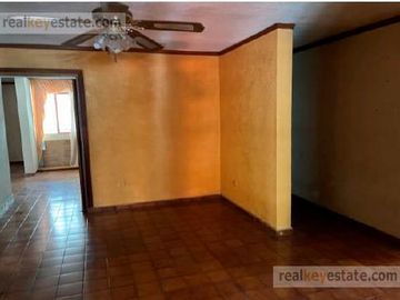 Casa en Venta en Las Torres, Monterrey, Nuevo León