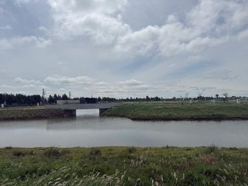 VENTA LOTE  FUNES LAKES FRENTE SUR - OPORTUNIDAD!!