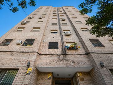 DEPARTAMENTO DE 2 DORMITORIOS EN VENTA - ZONA SUR