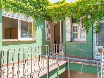 CASA 3 DORMI CON PATIO Y QUINCHO EN VENTA ABASTO