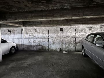 VENTA COCHERA ZONA RÍO