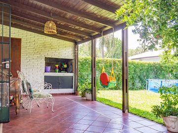 VENTA CASA PH  2 DORMITORIOS EN FISHERTON
