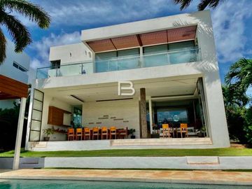 Casa En Venta en Puerto Cancún Los Canales