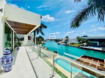Casa En Venta en Puerto Cancún Los Canales