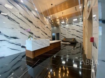VENTA DE OFICINA EN AZENZO CENTER CORPORATIVO