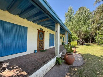 VENTA CASA 4 AMBIENTES AL RIO EN ZARATE CAMPANA