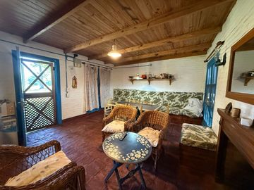 VENTA CASA 4 AMBIENTES AL RIO EN ZARATE CAMPANA