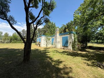 VENTA CASA 4 AMBIENTES AL RIO EN ZARATE CAMPANA