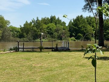 VENTA CASA 4 AMBIENTES AL RIO EN ZARATE CAMPANA