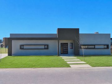 Venta Casa 1 planta A1 Lote Interno San Sebastian