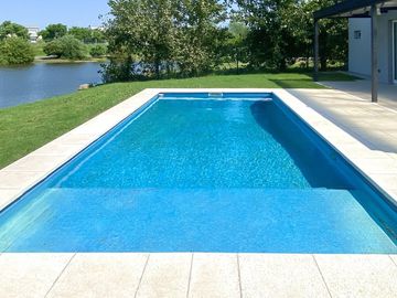 Venta Casa 1 Planta 5 Amb. Pileta a Laguna Cantón