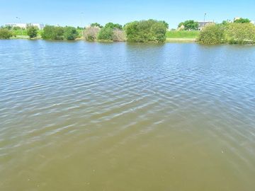 Venta Casa 1 Planta 5 Amb. Pileta a Laguna Cantón