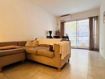 VENTA DEPTO 2 AMB CON BALCÓN Y PATIO  EXCELENTE