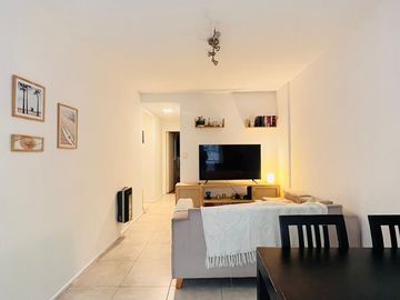 VENTA DEPTO 2 AMB CON BALCÓN Y PATIO  EXCELENTE