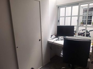 CASA 7 AMBIENTES EN VENTA CON PILETA PARQUE CHAS