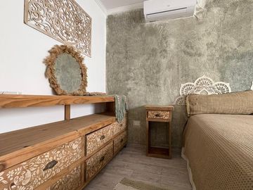 CASA EN VENTA 5 AMBIENTES EN LA CANDIDA